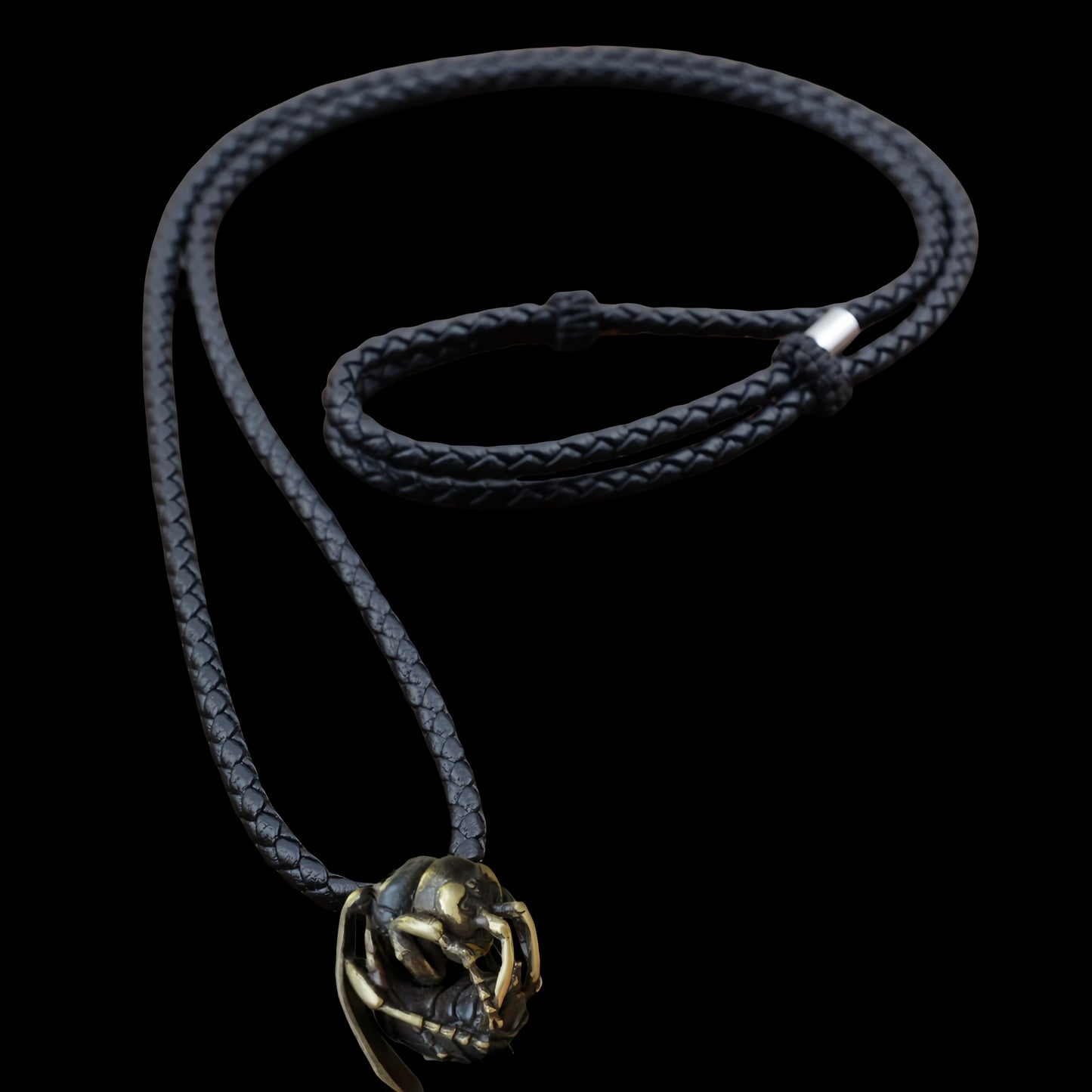 Handmade Bronze Bumblebee Bead – Large EDC Charm for Paracord, Knives & Necklaces