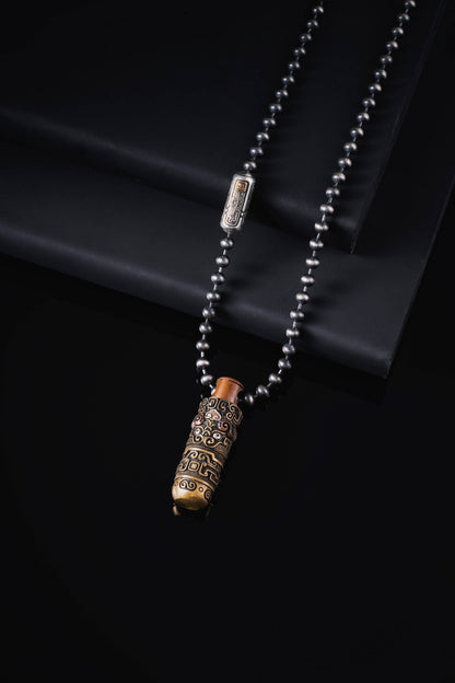 Totem Vault – Titan Edge Pendant+3mm Silver Bead Chain